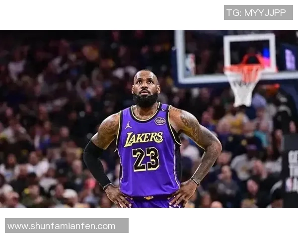 詹姆斯表现火热，湖人轻取公牛：一场闪耀的胜利