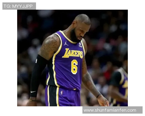 詹姆斯成为第四位生涯总得分突破34000分的球员，创造历史！