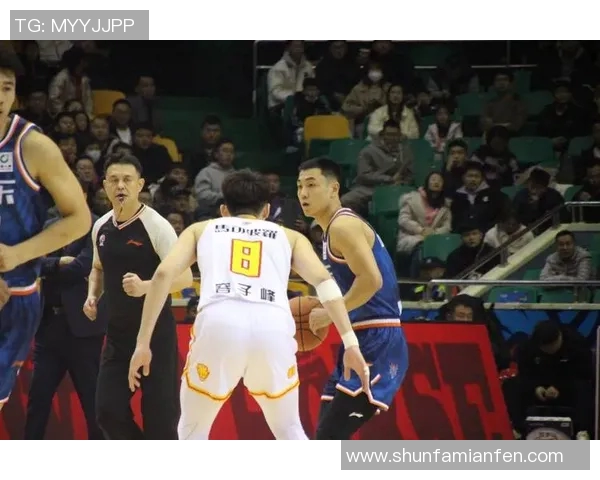 山东高速球员创造历史记录,引领篮球新时代 山东高速球员创造历史记录,引领篮球新时代