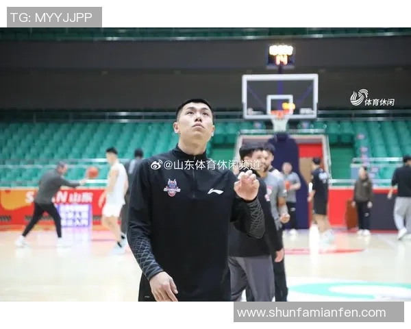 山东男篮迎战北控全力争胜期待精彩对决展现篮球魅力与团队精神