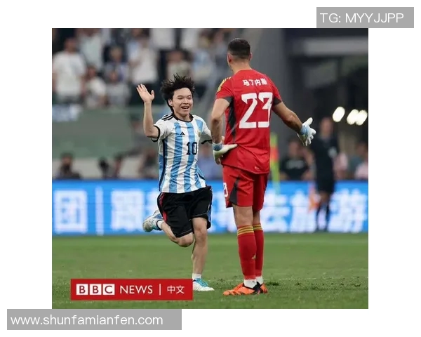 梅西中国行引发争议球迷感到被忽视与不尊重